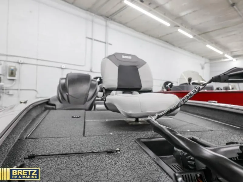 Slide: The Image of Tracker 175 2027 - 20