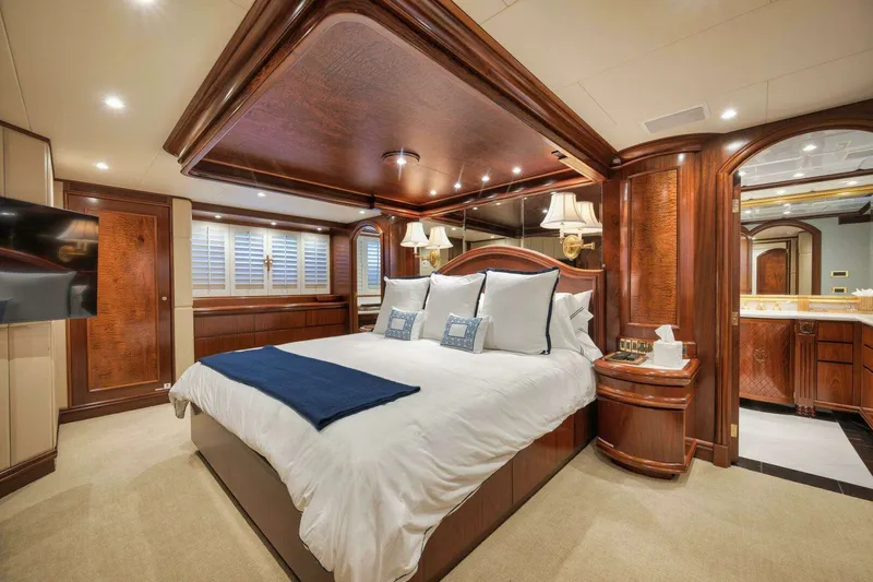 Slide: The Image of Sovereign Raised Pilothouse 2002 - 41