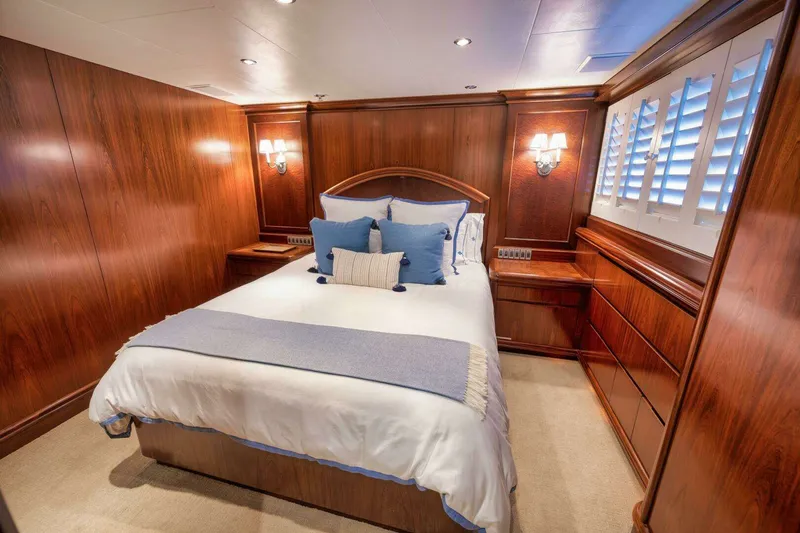 Slide: The Image of Sovereign Raised Pilothouse 2002 - 34