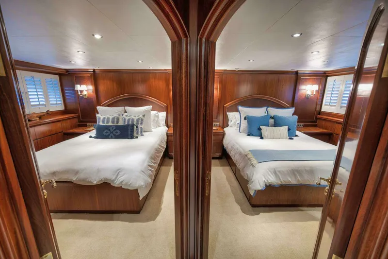 Slide: The Image of Sovereign Raised Pilothouse 2002 - 39