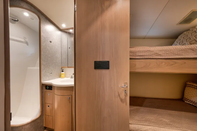 Slide: The Image of Merritt Yachts 65 1993 - 21