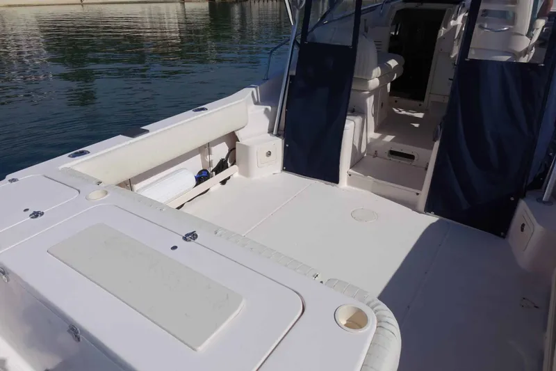 Slide: The Image of Grady-White Marlin 300 2007 - 20