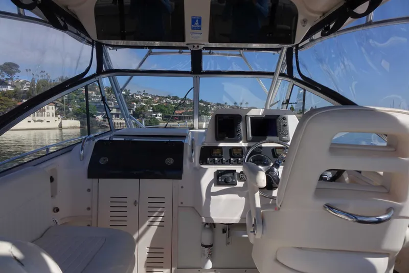 Slide: The Image of Grady-White Marlin 300 2007 - 12