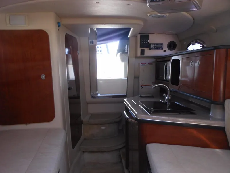 Slide: The Image of Sea Ray 270 Amberjack 2006 - 11