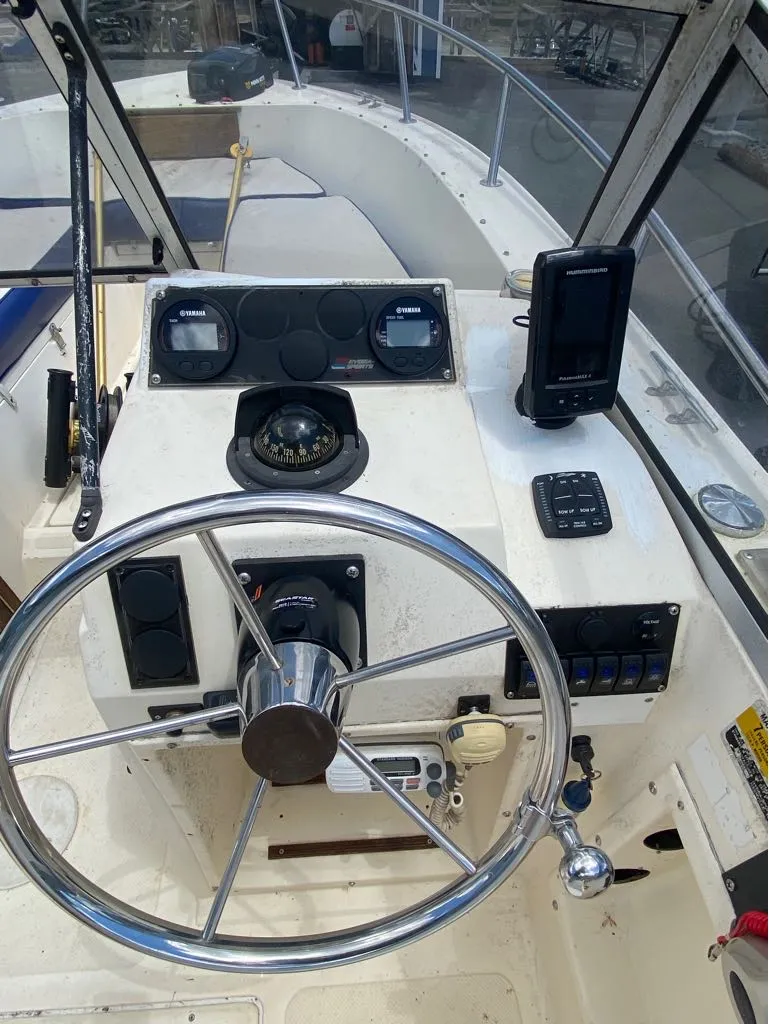 Slide: The Image of Hydra Sports 2000 DCV 1989 - 3
