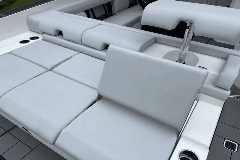 Slide: The Image of Aviara AV36 2023 - 14