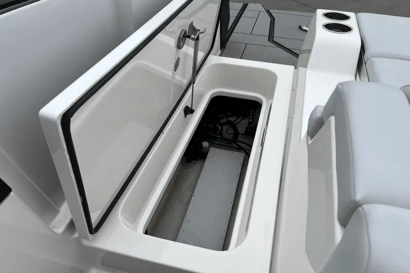 Slide: The Image of Aviara AV36 2023 - 16