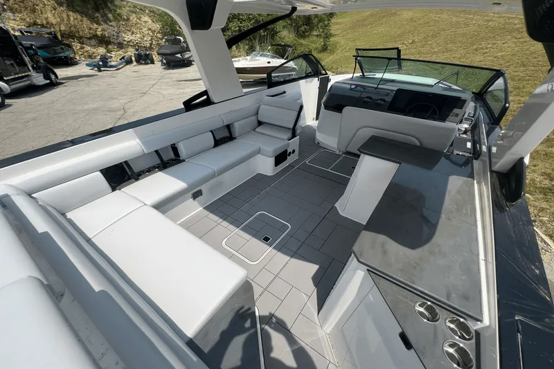 Slide: The Image of Aviara AV36 2023 - 28