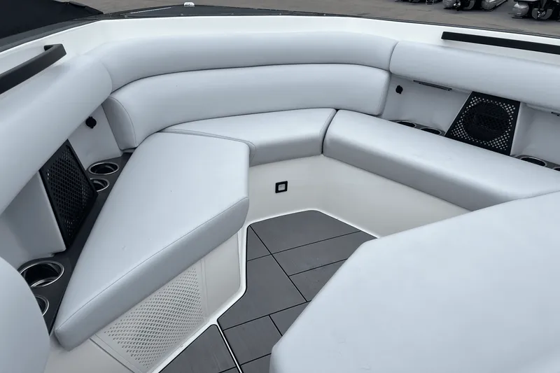 Slide: The Image of Aviara AV36 2023 - 42