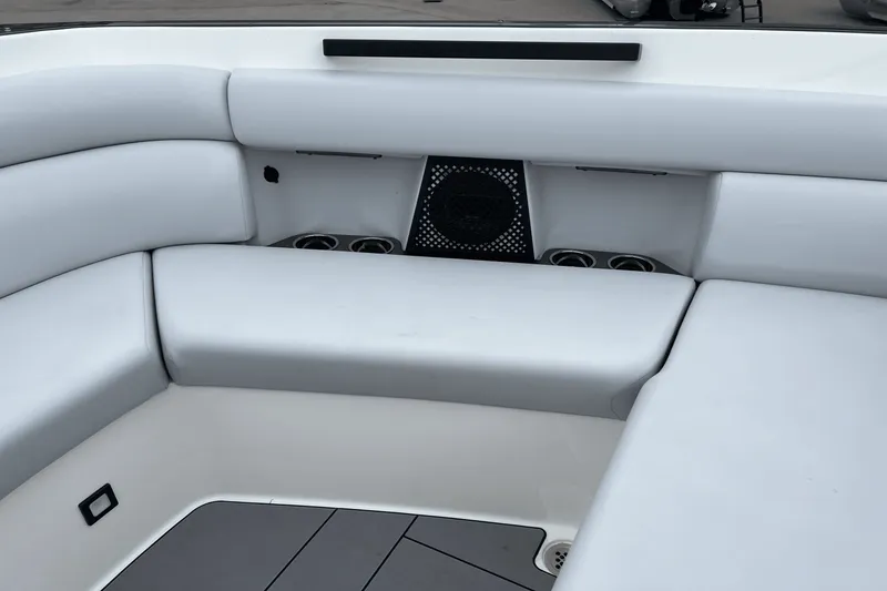 Slide: The Image of Aviara AV36 2023 - 43