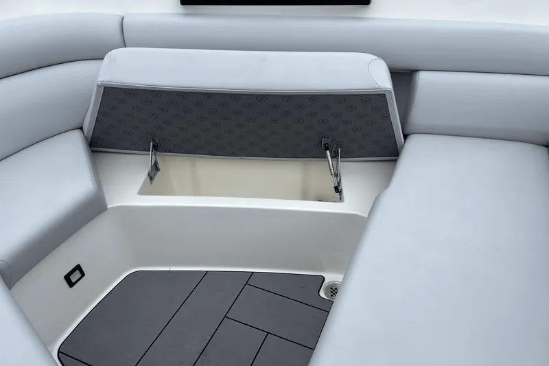 Slide: The Image of Aviara AV36 2023 - 45