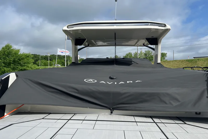 Slide: The Image of Aviara AV36 2023 - 7