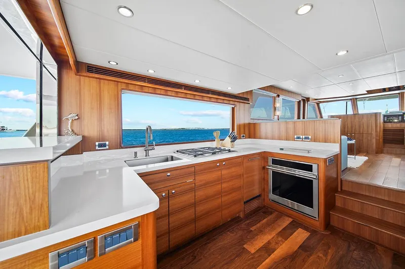 Slide: The Image of Outer Reef 670 Azure Sport Yacht 2023 - 15