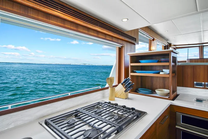 Slide: The Image of Outer Reef 670 Azure Sport Yacht 2023 - 16