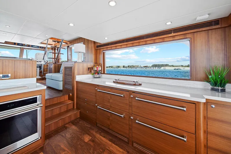 Slide: The Image of Outer Reef 670 Azure Sport Yacht 2023 - 17