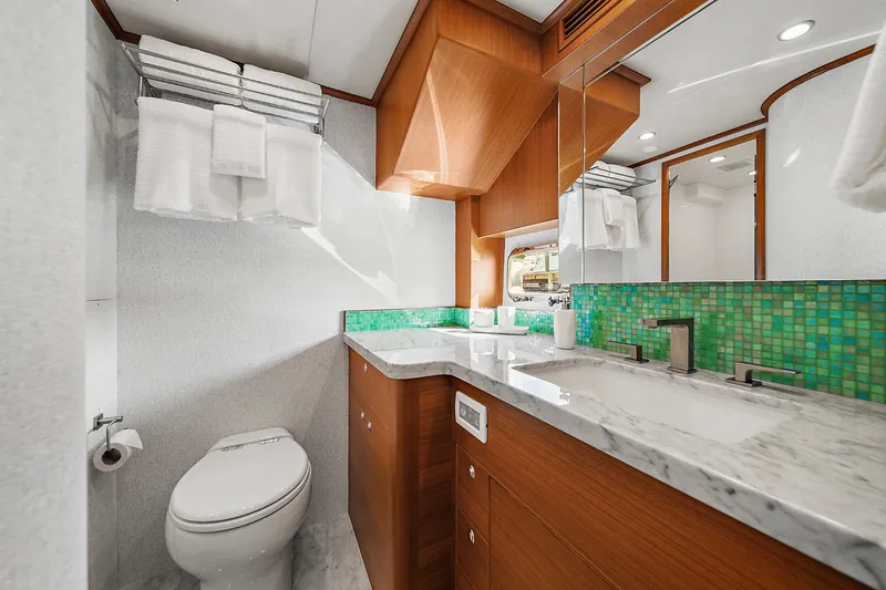 Slide: The Image of Outer Reef 670 Azure Sport Yacht 2023 - 31