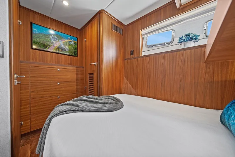 Slide: The Image of Outer Reef 670 Azure Sport Yacht 2023 - 36