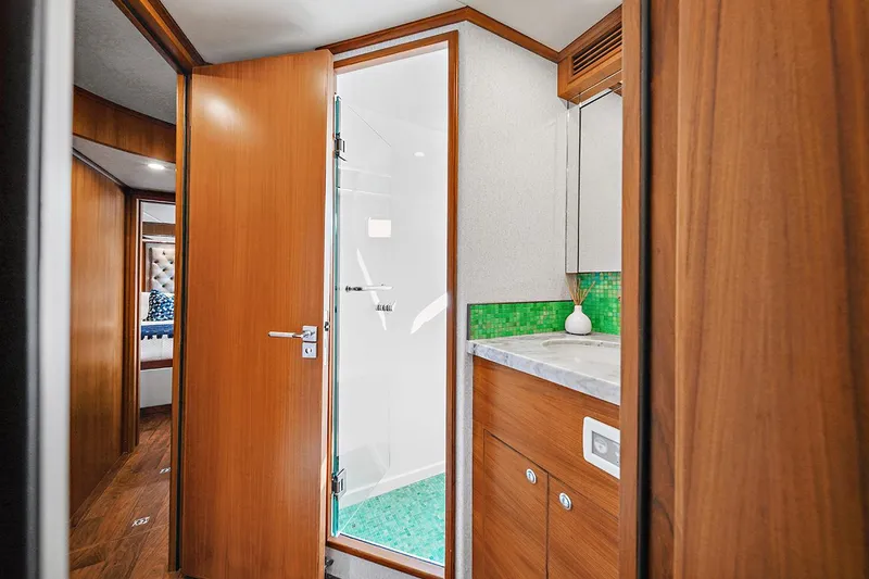 Slide: The Image of Outer Reef 670 Azure Sport Yacht 2023 - 37