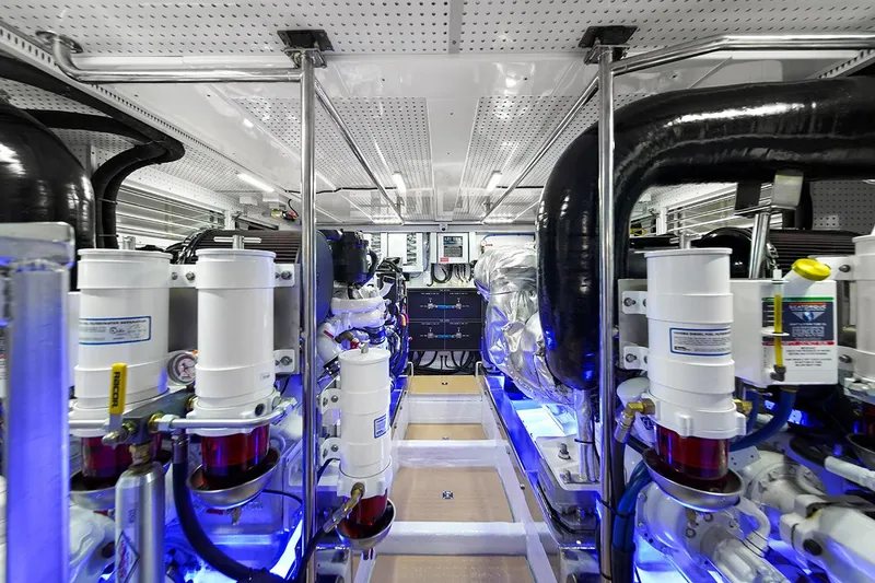 Slide: The Image of Outer Reef 670 Azure Sport Yacht 2023 - 39