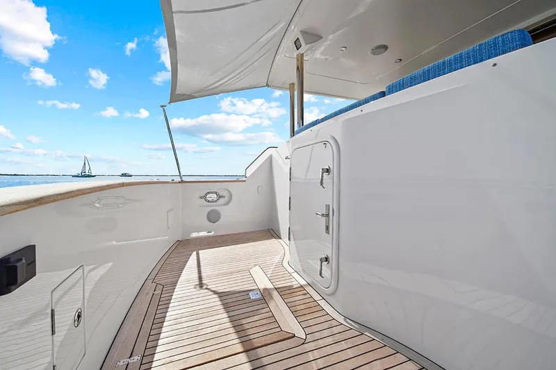 Slide: The Image of Outer Reef 670 Azure Sport Yacht 2023 - 6