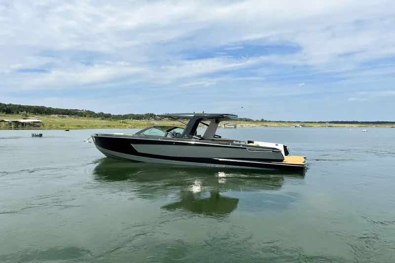 Slide: The Image of Aviara AV36 2023 - 2