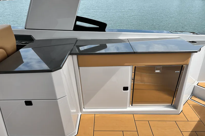 Slide: The Image of Aviara AV36 2023 - 31