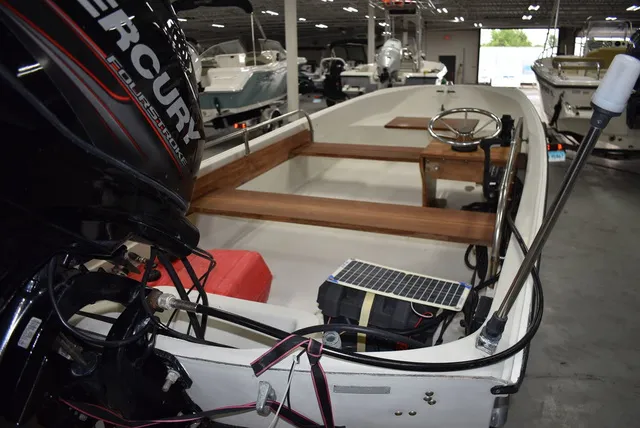 Slide: The Image of Boston Whaler 13 Sport 1980 - 5