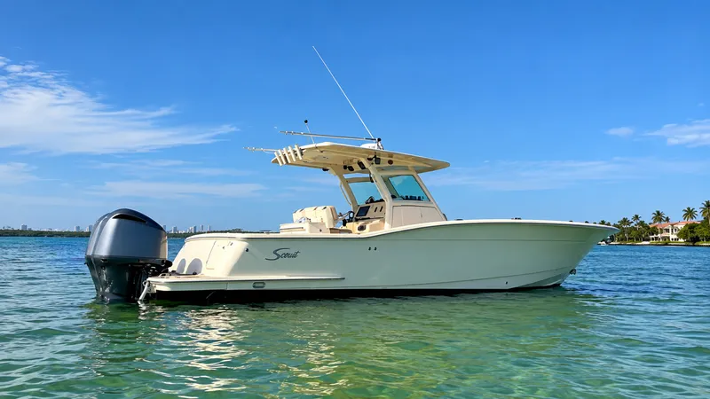 Slide: The Image of Scout Boats SCOUT 320 LXF 2014 - 1