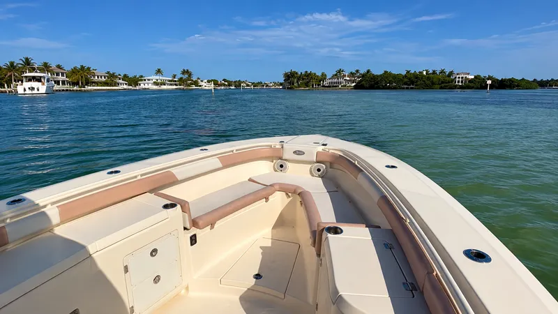 Slide: The Image of Scout Boats SCOUT 320 LXF 2014 - 3
