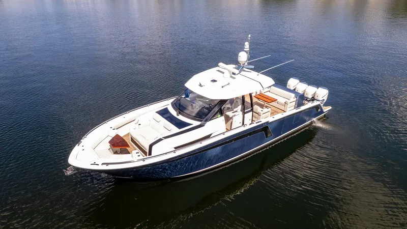 Slide: The Image of Ocean Alexander 45 Divergence Sport 2020 - 21