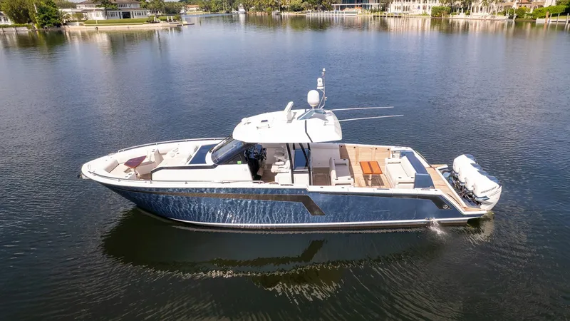 Slide: The Image of Ocean Alexander 45 Divergence Sport 2020 - 22