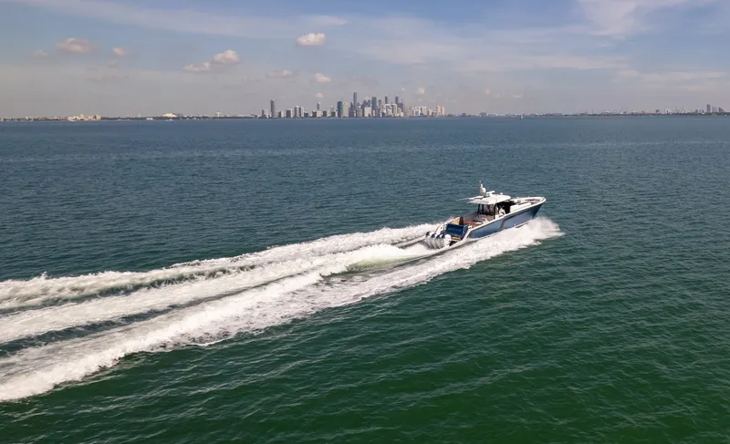 Slide: The Image of Ocean Alexander 45 Divergence Sport 2020 - 5