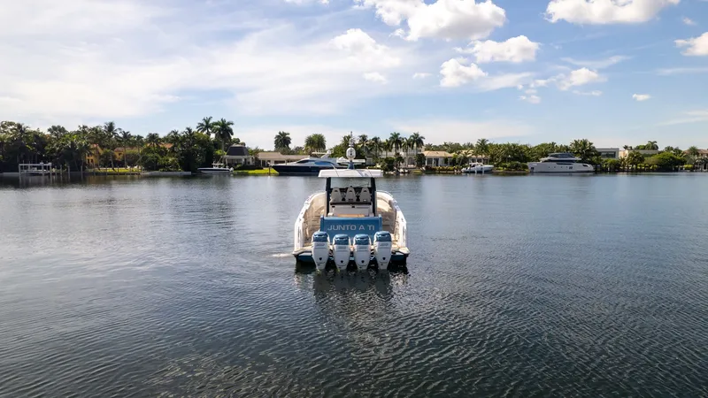 Slide: The Image of Ocean Alexander 45 Divergence Sport 2020 - 16