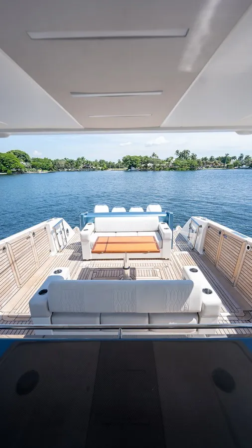 Slide: The Image of Ocean Alexander 45 Divergence Sport 2020 - 24