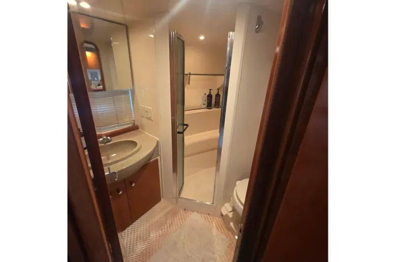 Slide: The Image of Carver Yachts 350 Mariner 2001 - 32
