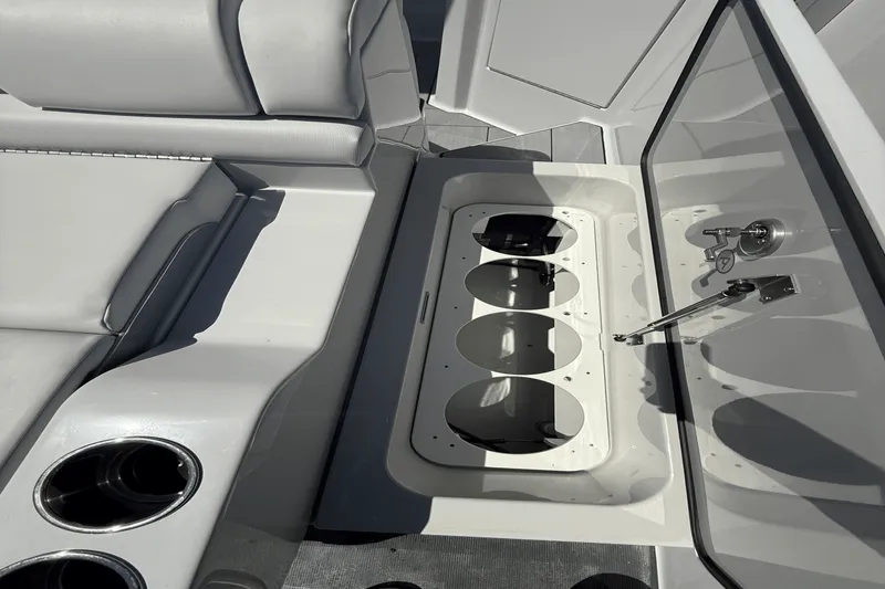 Slide: The Image of Aviara AV32 2023 - 11