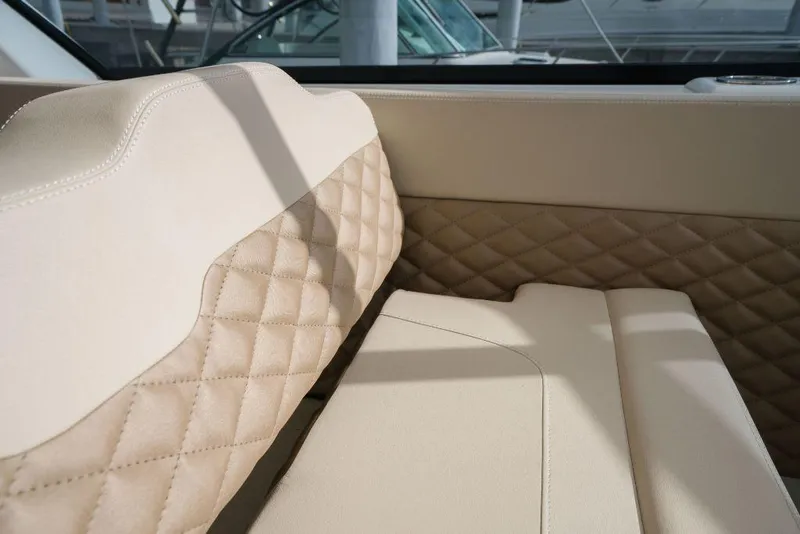 Slide: The Image of Aquila 36 Sport 2021 - 25