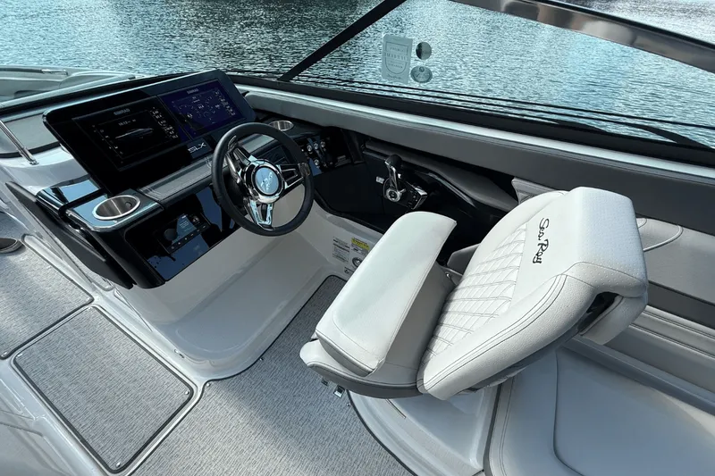 Slide: The Image of Sea Ray SLX 260 Surf 2024 - 21