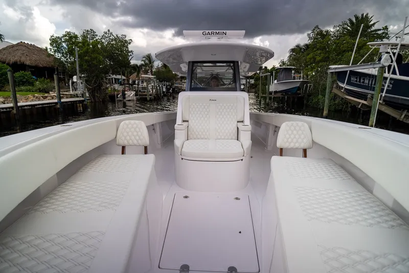 Slide: The Image of Bahama 41 2027 - 20