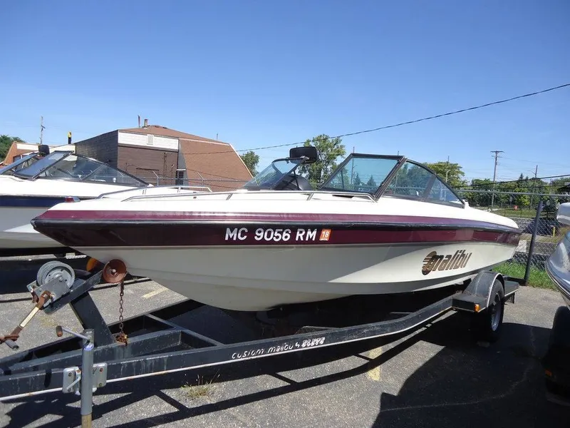 Slide: The Image of Malibu Boats Sunsetter LX 1998 - 1