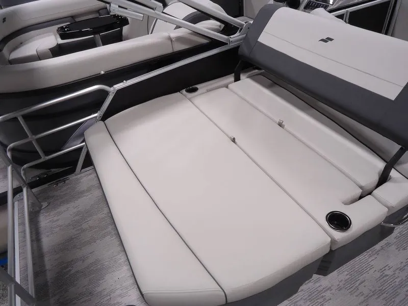 Slide: The Image of Starcraft Marine EX 20 Q DH 2026 - 12