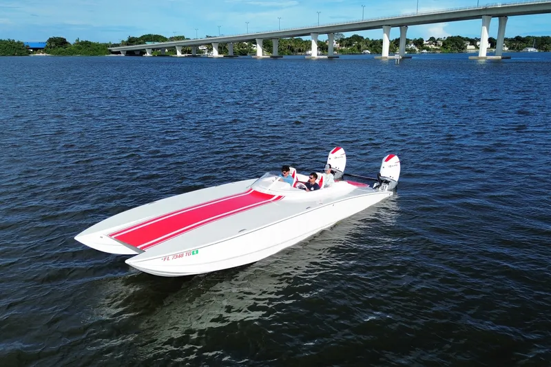 Slide: The Image of Hellkats 32 Wide Body 2022 - 0