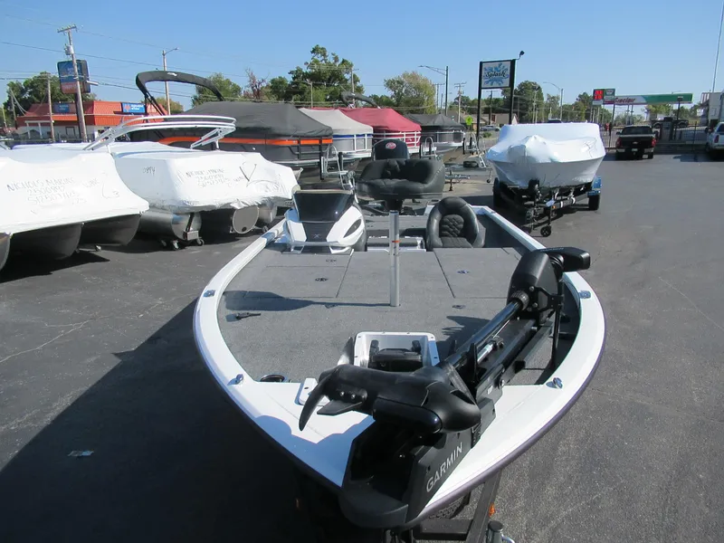 Slide: The Image of Vexus AVX 1980 2025 - 2