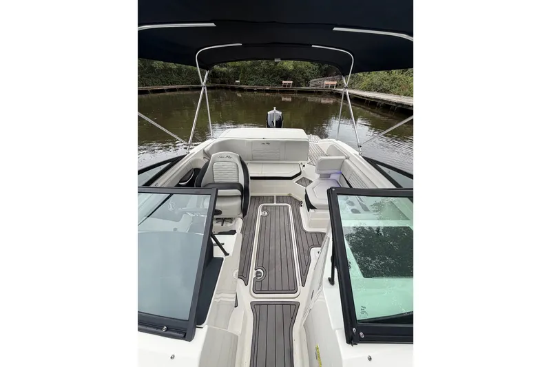 Slide: The Image of Sea Ray SPX 190 Outboard 2022 - 23