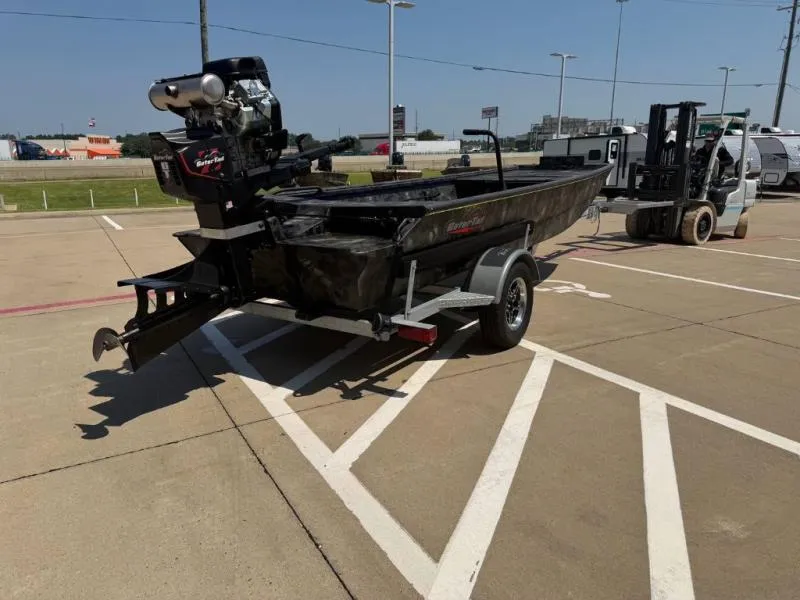 Slide: The Image of Gator Tail 17/48 GATOR 2026 - 5