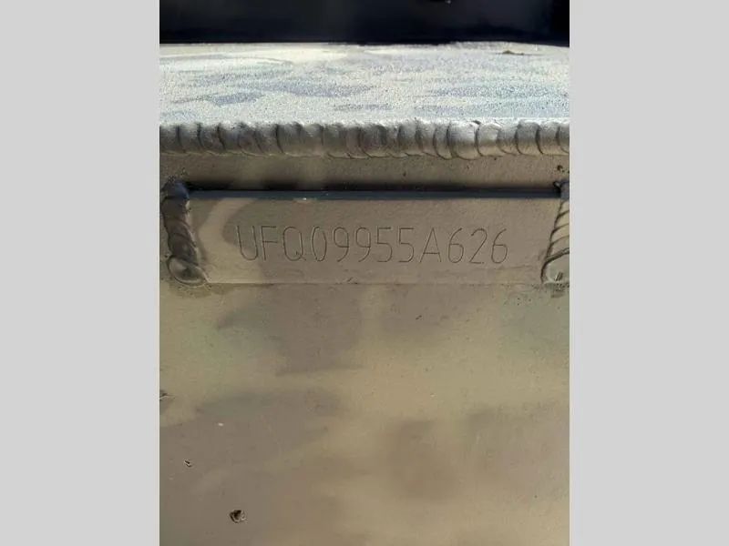 Slide: The Image of Gator Tail 17/48 GATOR 2026 - 2