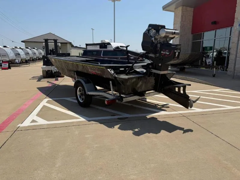 Slide: The Image of Gator Tail 17/48 GATOR 2026 - 3