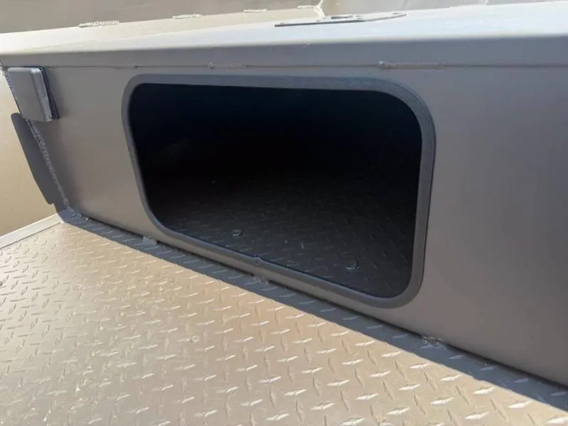 Slide: The Image of Edge Boats 550 SPORTSMAN 2025 - 9