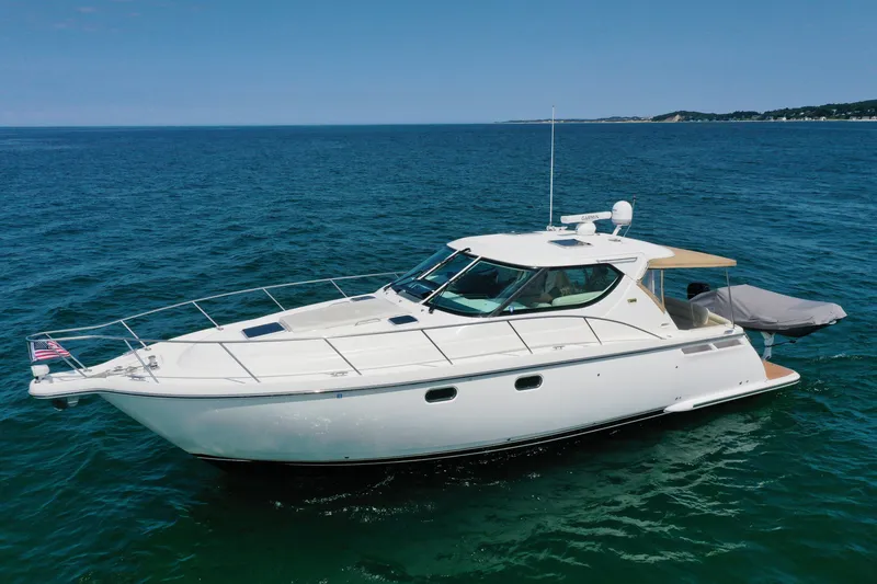 The Image of Tiara 4300 Sovran 2008 - 0