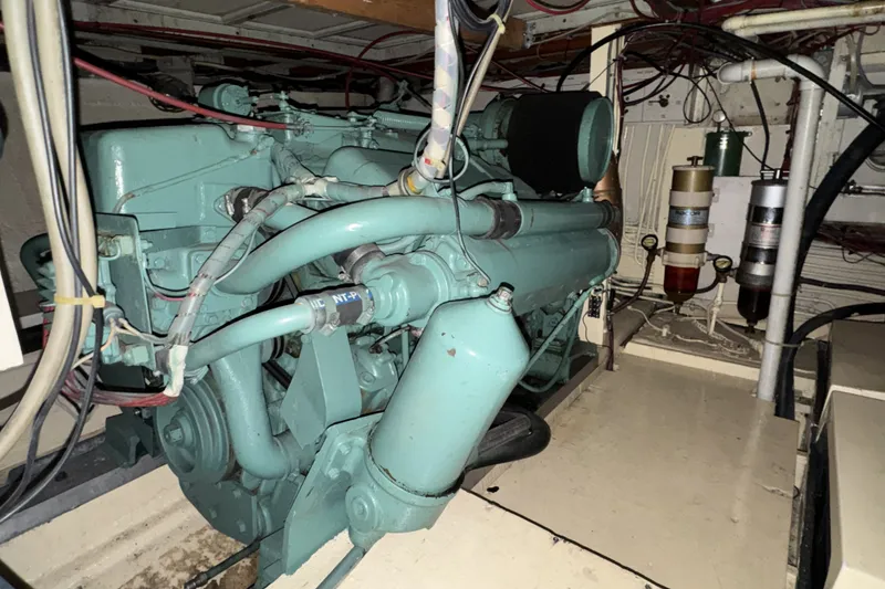 Slide: The Image of Hatteras 43 Motor Yacht 1967 - 33